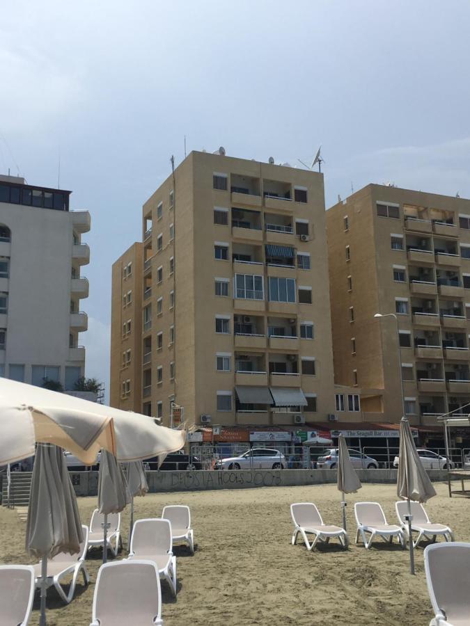 Larnaca Beach Apartment 1A Kültér fotó